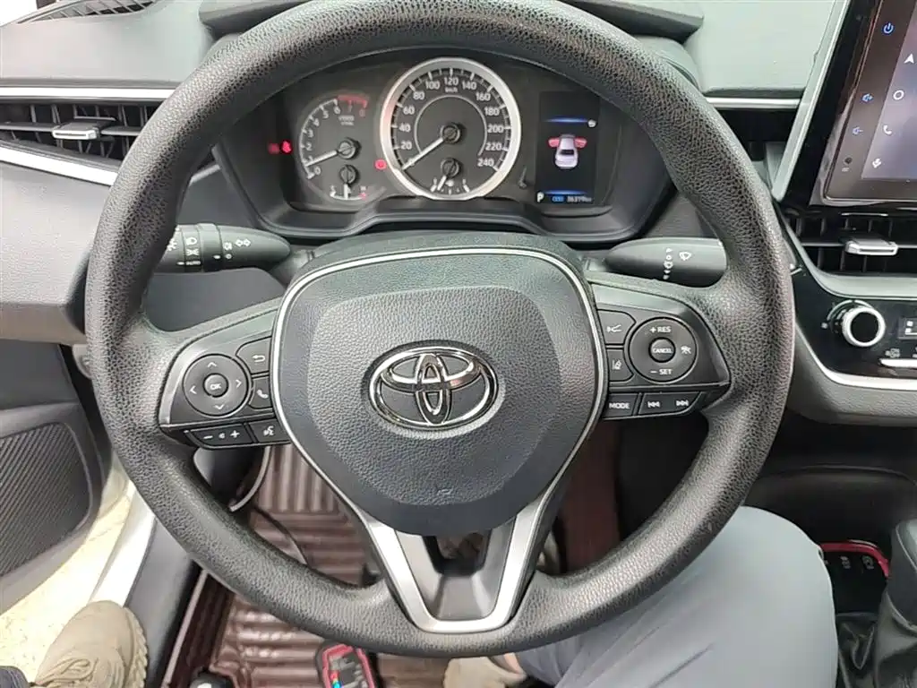 Toyota Levin 2021 185T CVT Sport Edition фото 7