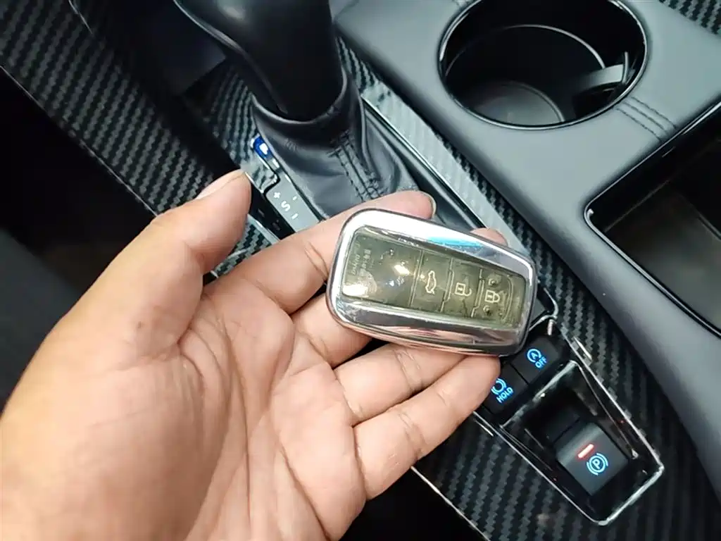 Toyota Avalon 2021 2.5L Luxury Edition фото 15