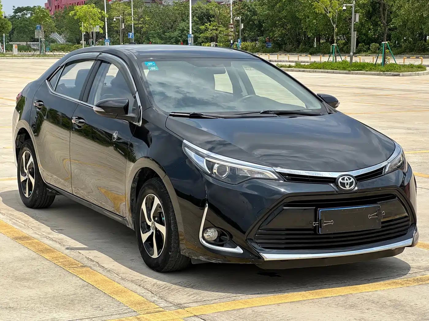 Toyota Levin 2017 Facelift 185T CVT Elite (China V) фото 3