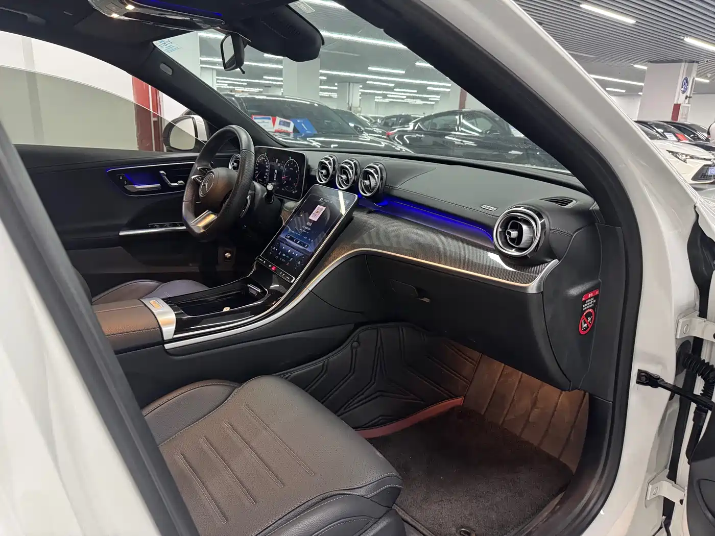 Mercedes-Benz C-Class 2023 C 260 L Sport фото 11