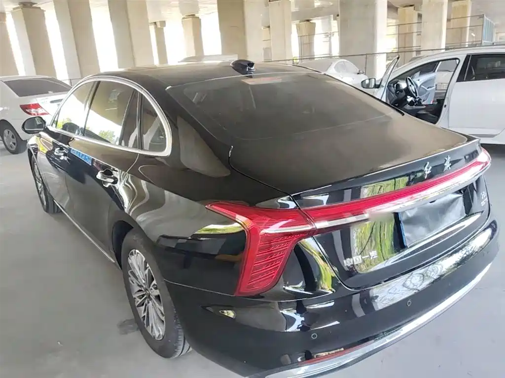 Hongqi H5 2023 1.5T DCT Smart Connect Flag Rhythm фото 5
