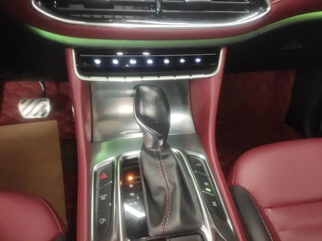 MG HS 2019 2018 30T Automatic AWD Trophy Hormone Super Burning Edition China V