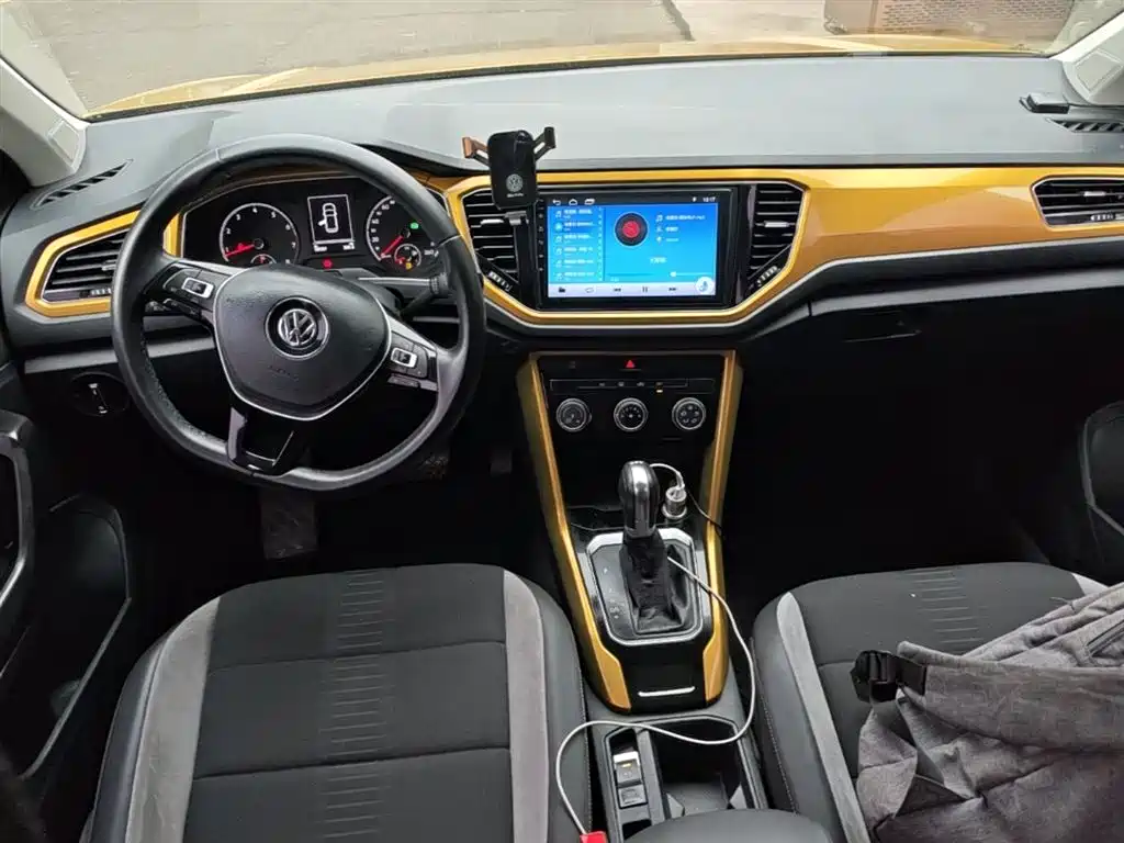 Volkswagen T-ROC 2018 280TSI DSG 2WD Progressive (China V) фото 10
