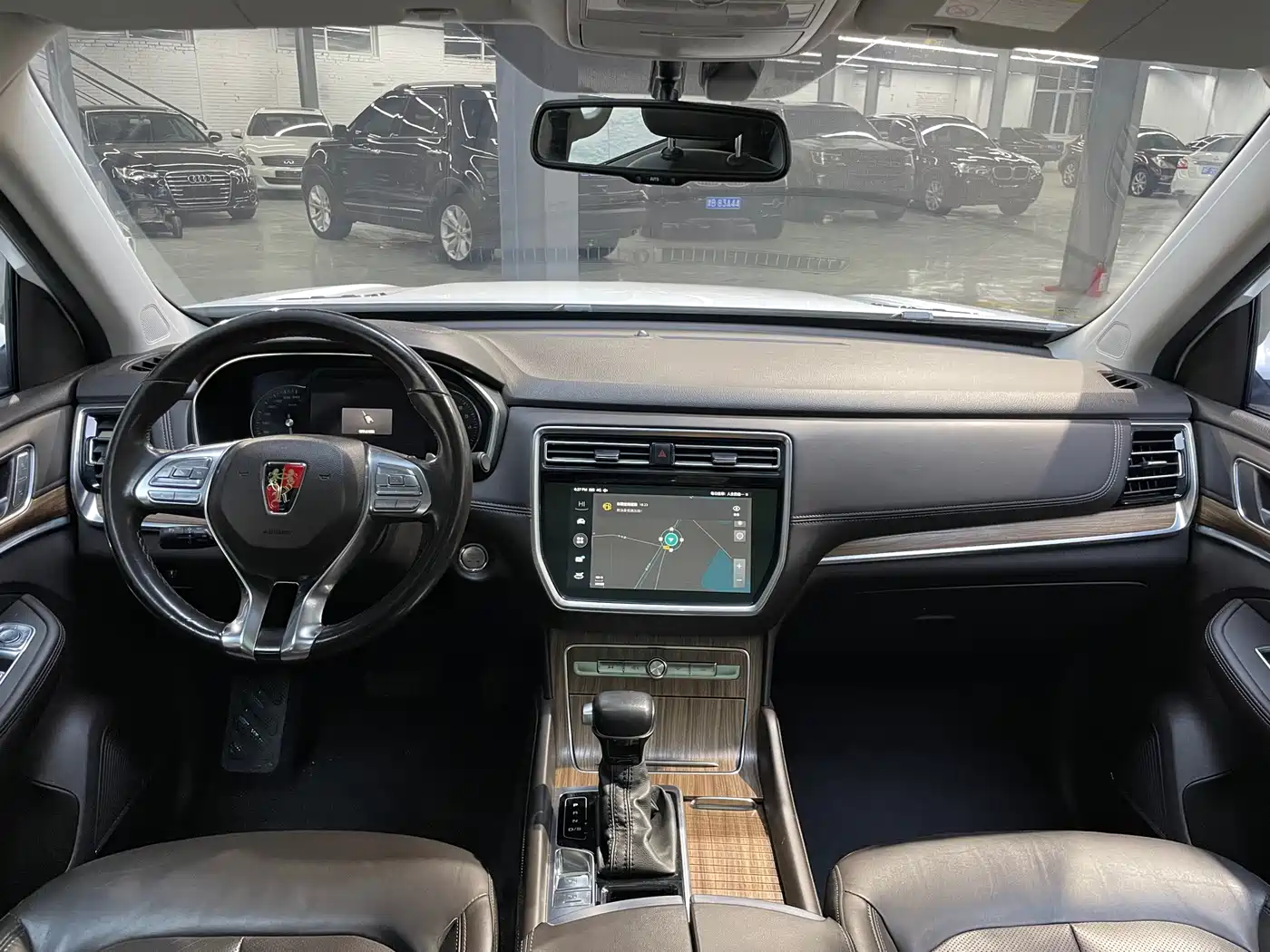 Roewe RX8 2018 2018 30T Smart Internet 2WD Flagship Edition