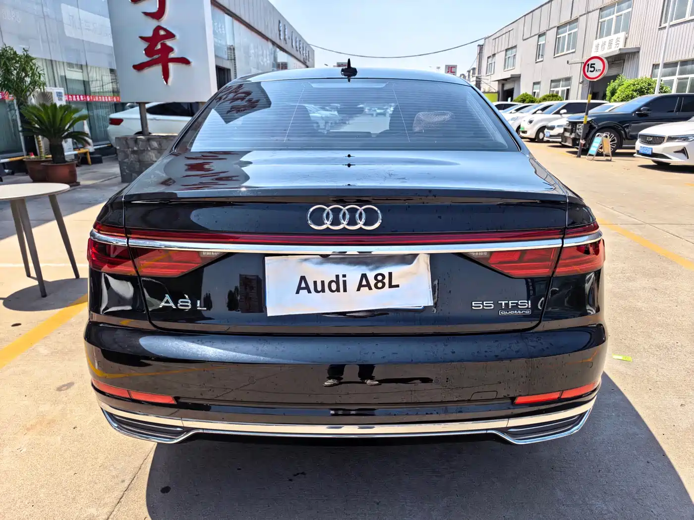 Audi A8 2022 A8L 55 TFSI quattro Luxury Collector's Edition фото 4