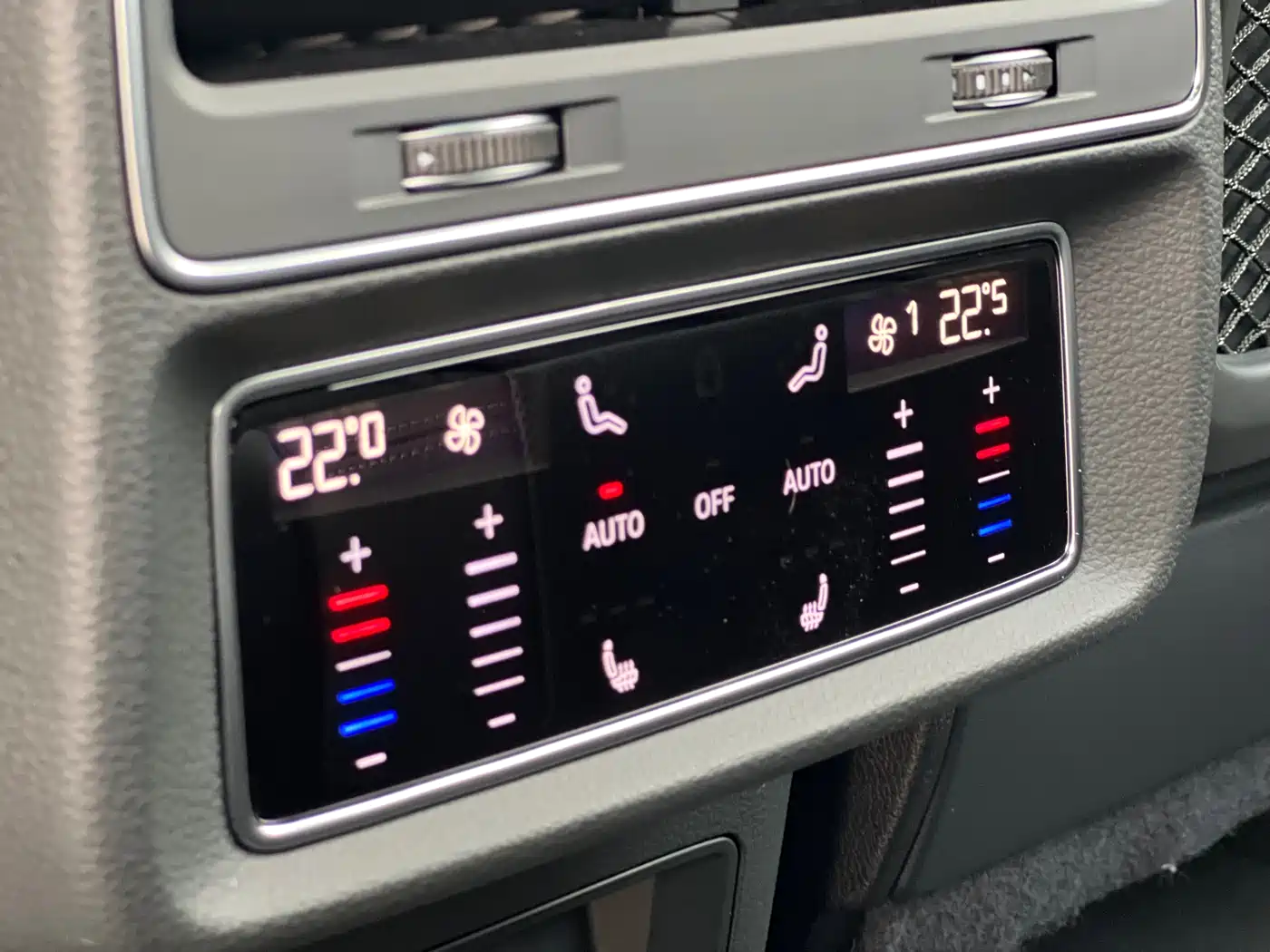 Audi Q8 2024 55 TFSI Premium Dynamic фото 23
