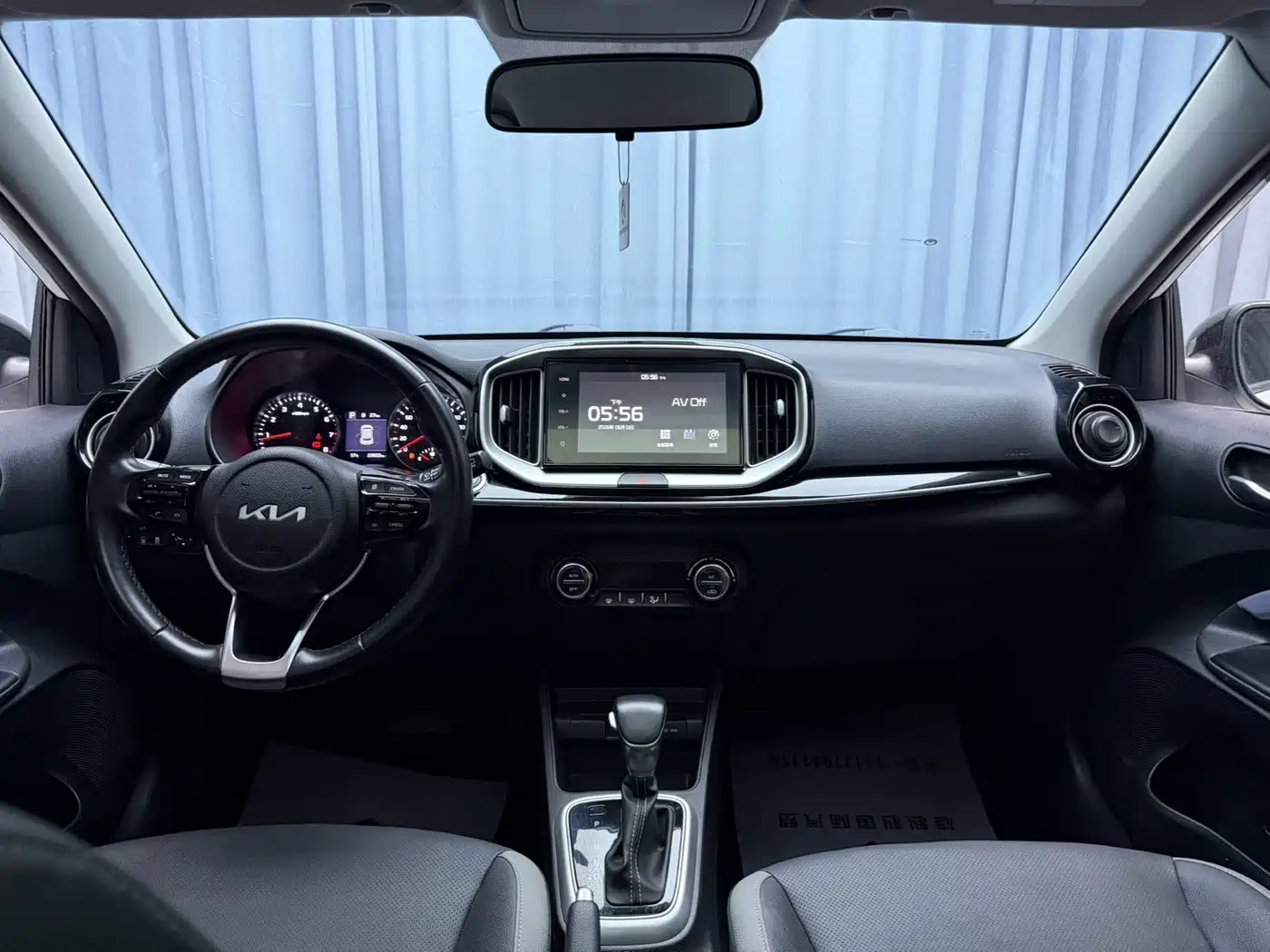 Kia KX1 2021 1.4L CVT Fun Sunroof Version фото 9