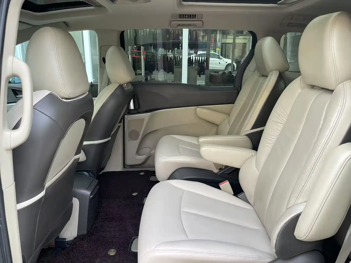 Buick GL8 2013 3.0L GT Luxury Business Elegance Edition фото 7