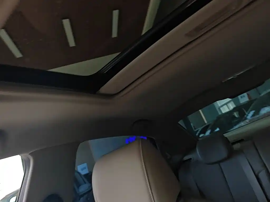 Buick Excelle 2018 15T Dual Clutch Elite (China V) фото 18