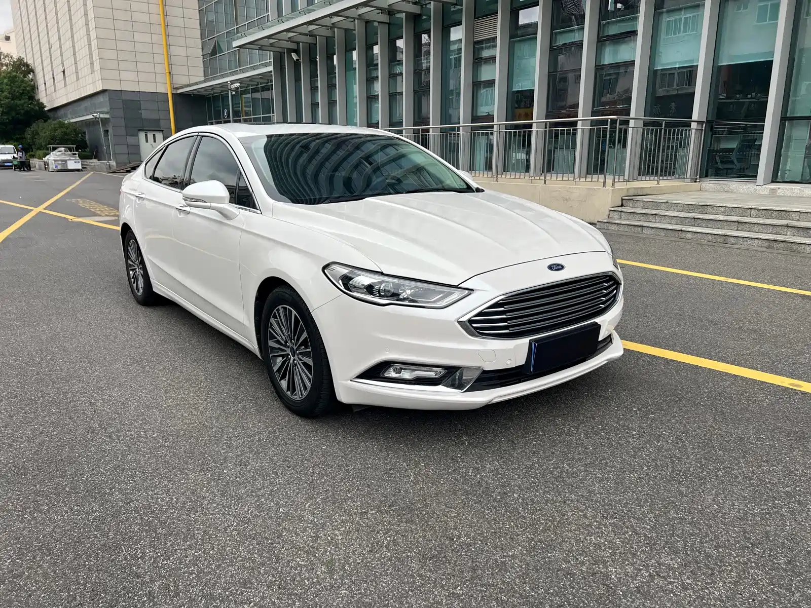 صورة 2 - Ford Mondeo