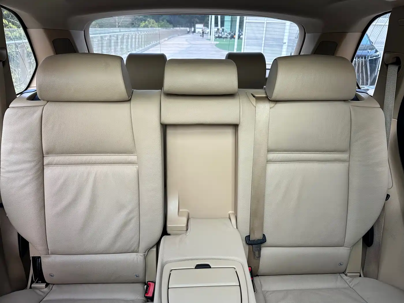 BMW X5 (Import) 2008 Model xDrive48i Luxury Type фото 15