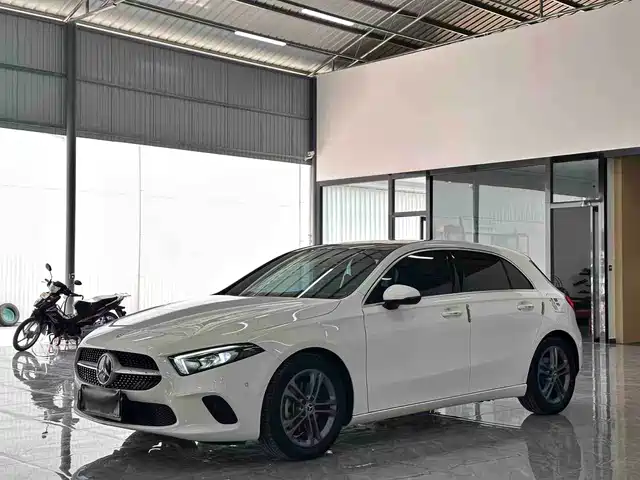 MERCEDES-BENZ A CLASS