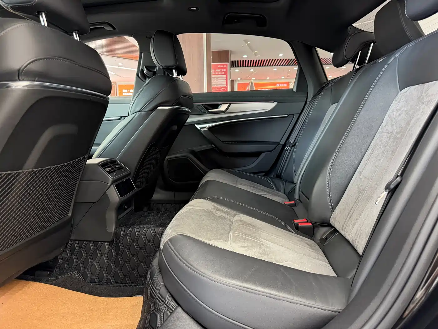 Audi A6L 2022 45 TFSI Premium Dynamic фото 12