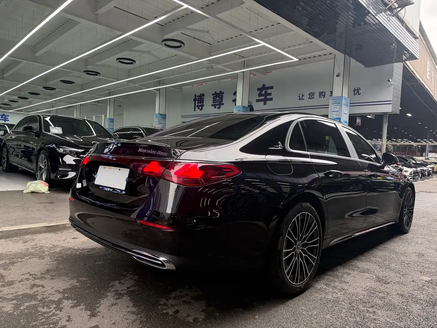 Mercedes-Benz E-Class 2025 E 300 L Luxury фото 20