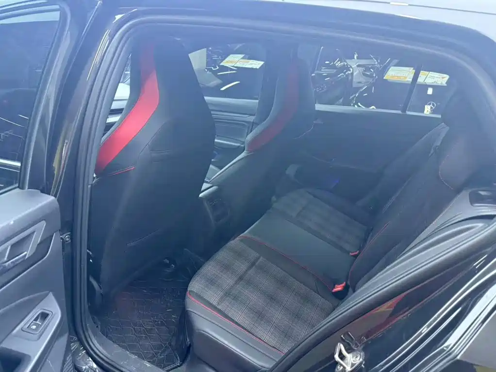 Volkswagen Golf GTI 2023 2021 Facelift 380TSI DSG GTI