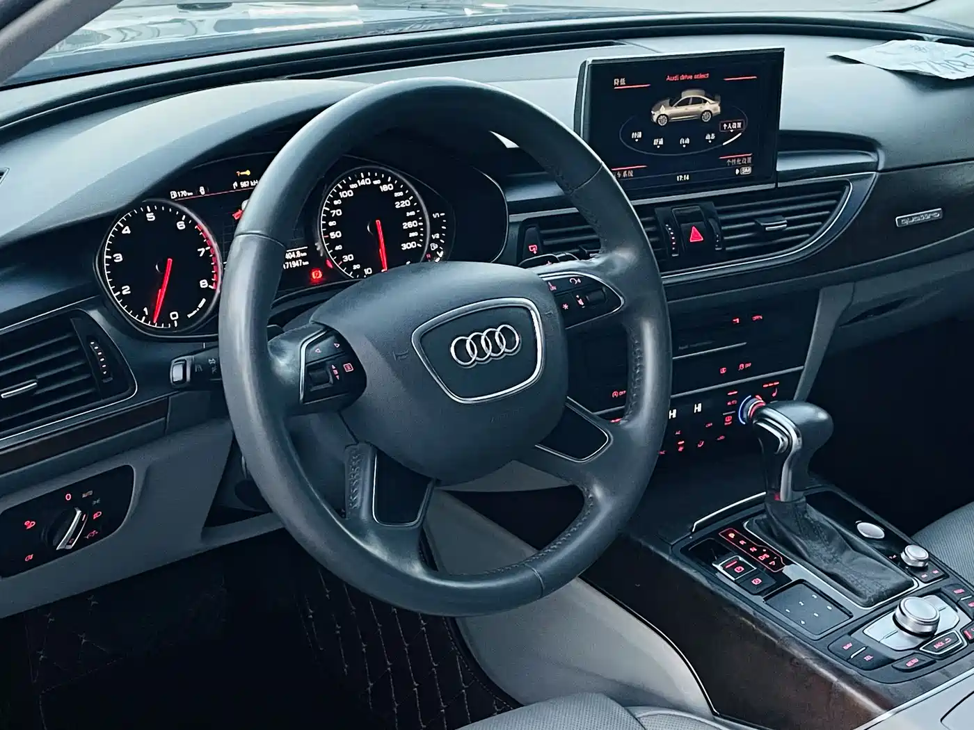 Audi A6L 2014 50 TFSI quattro Luxury фото 13