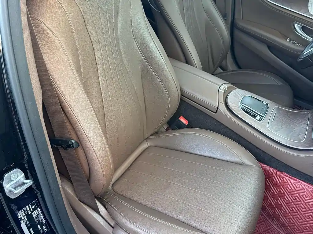 Mercedes-Benz E-Class 2019 E 300 L Fashion фото 5