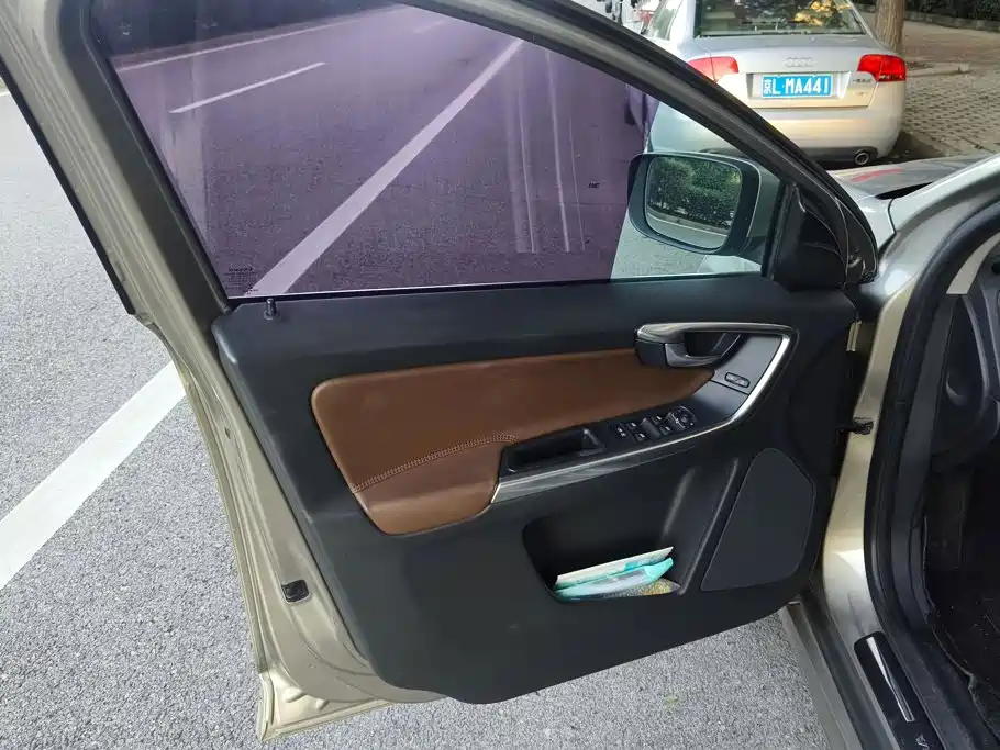 Volvo XC60 (Import) 2014 2014 Facelift T5 Elegance