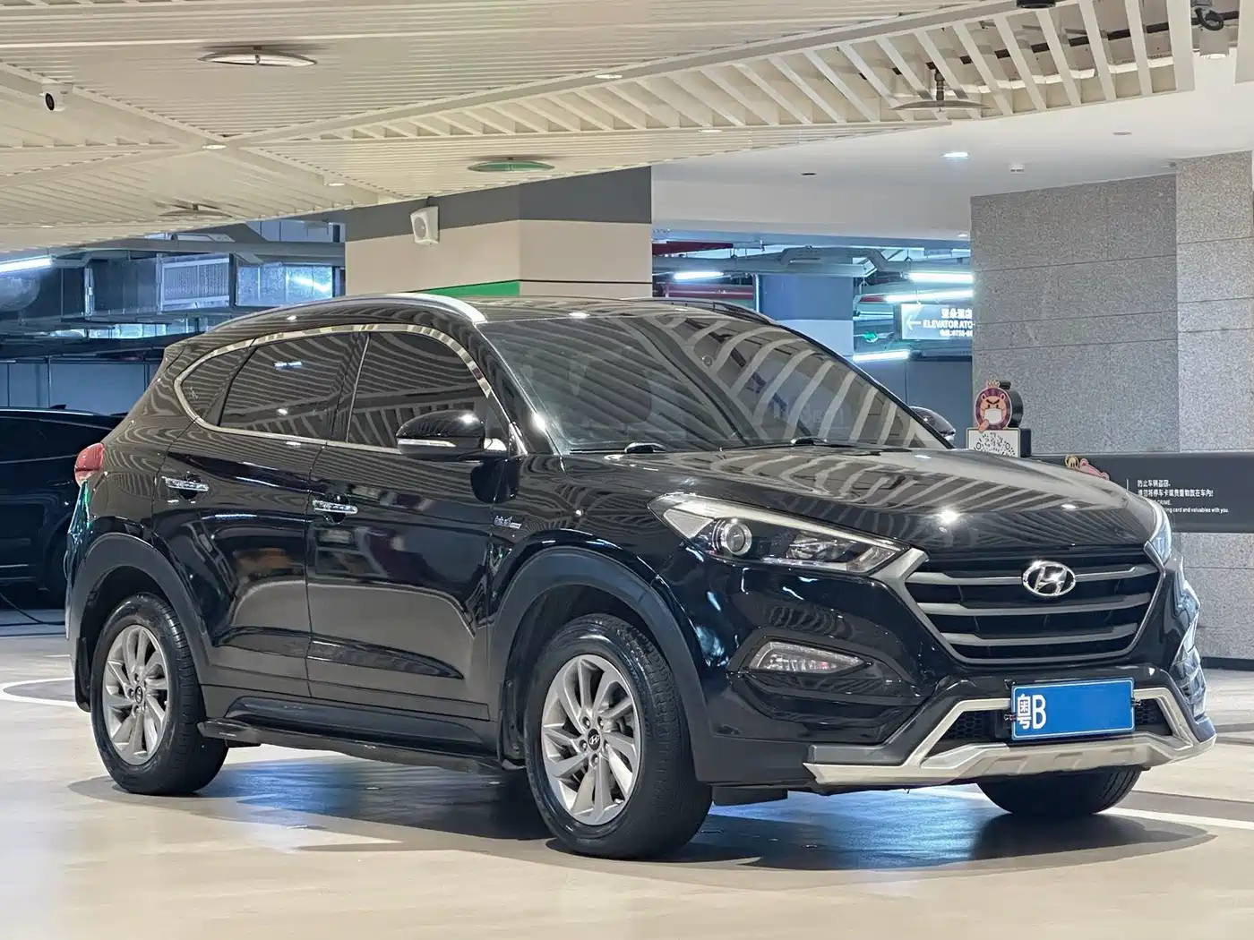 Hyundai Tucson 2015 1.6T Dual Clutch 2WD Smart фото 3