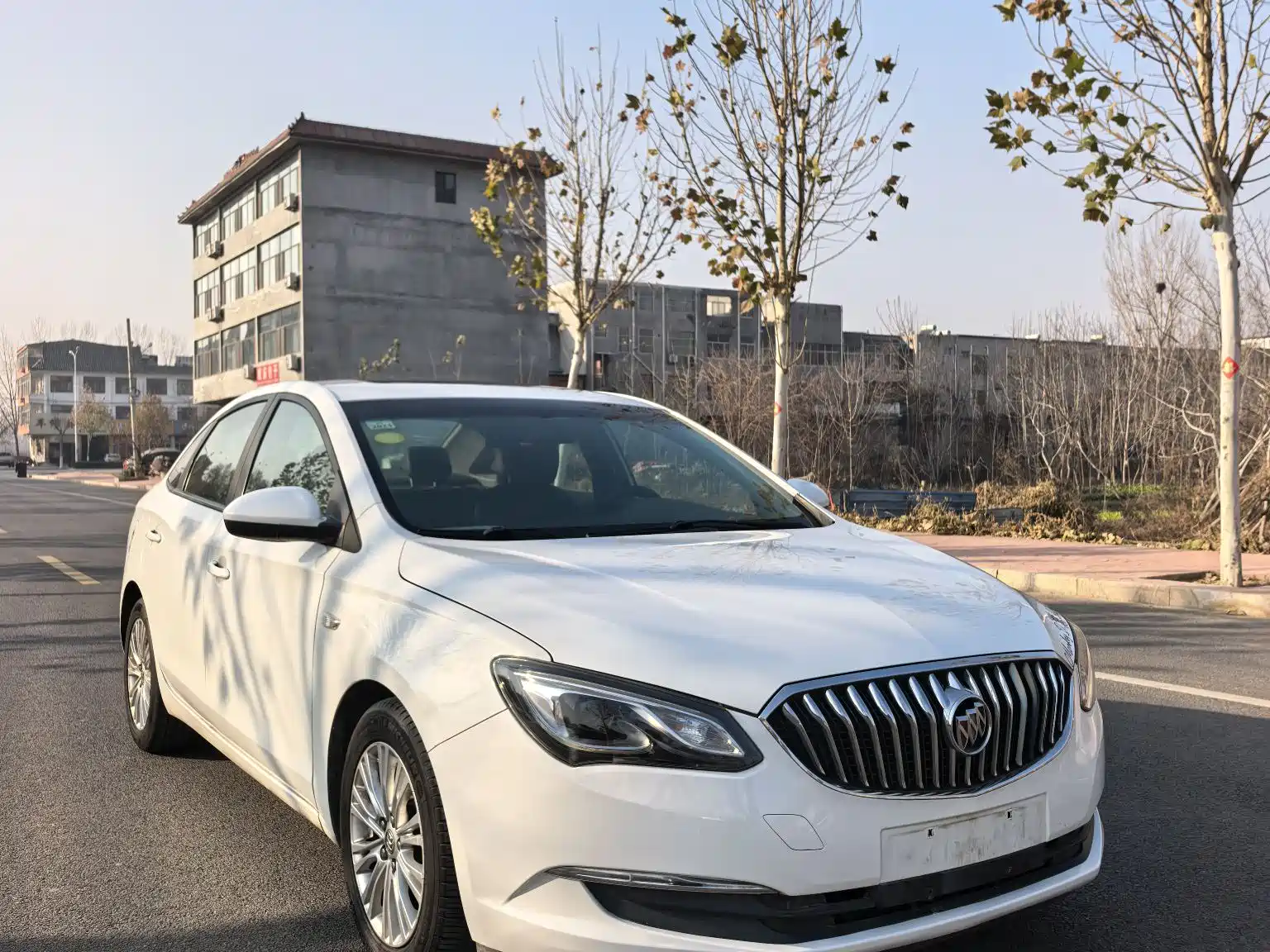 Фото 2 - Buick Excelle
