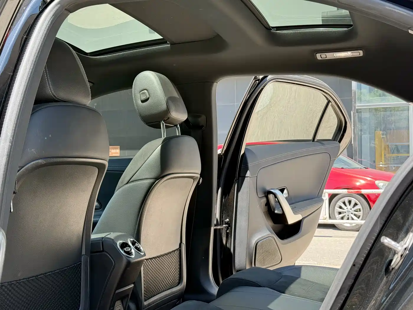 Mercedes-Benz A-Class 2023 A 200 L Fashion фото 17