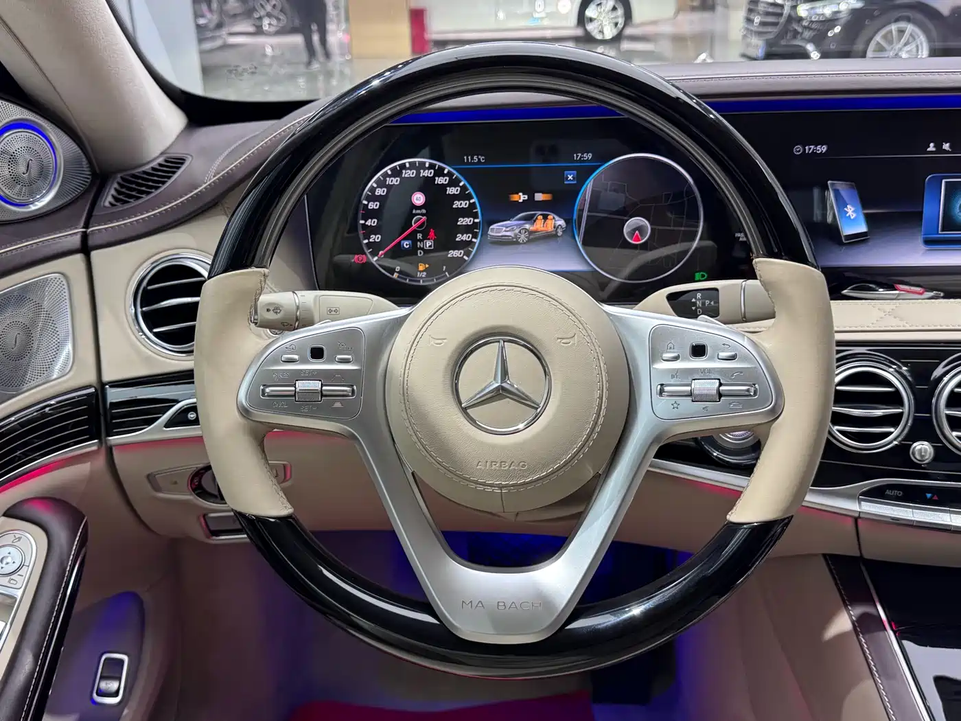 Mercedes-Benz Maybach S-Class 2020 S 680 Dual-tone Collector's Edition фото 26