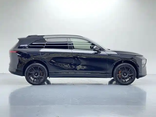 XPeng G9 2025 680 Ultra Long Range AWD Max фото 9