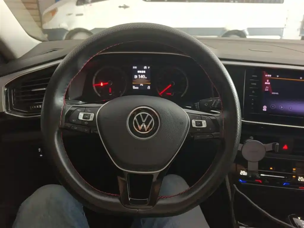 Volkswagen Tayron 2022 280TSI 2WD Luxury Smart Connect Edition фото 11
