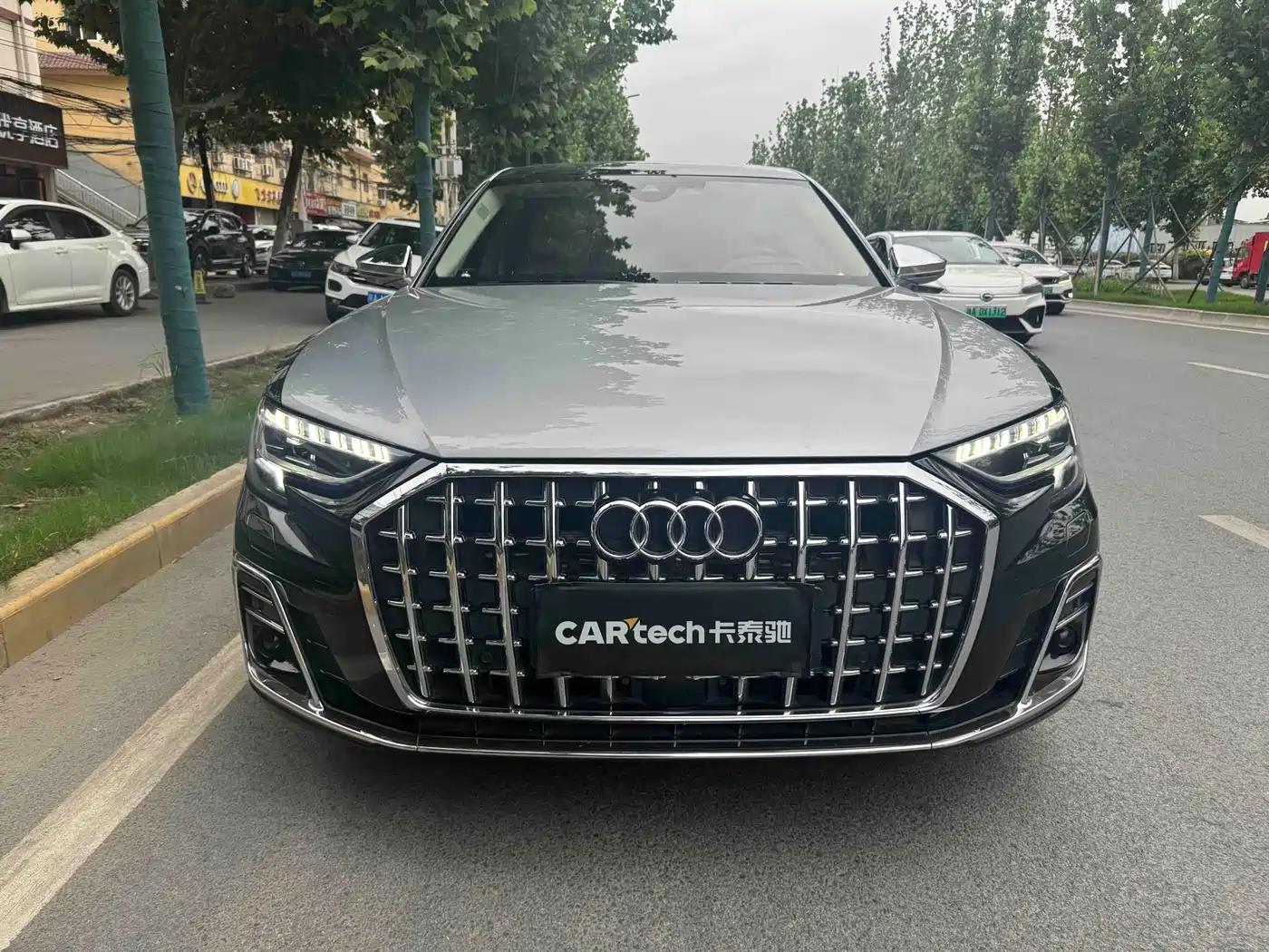 Audi A8 2022 A8L Horch Founder Edition Two-Tone Collector фото 2