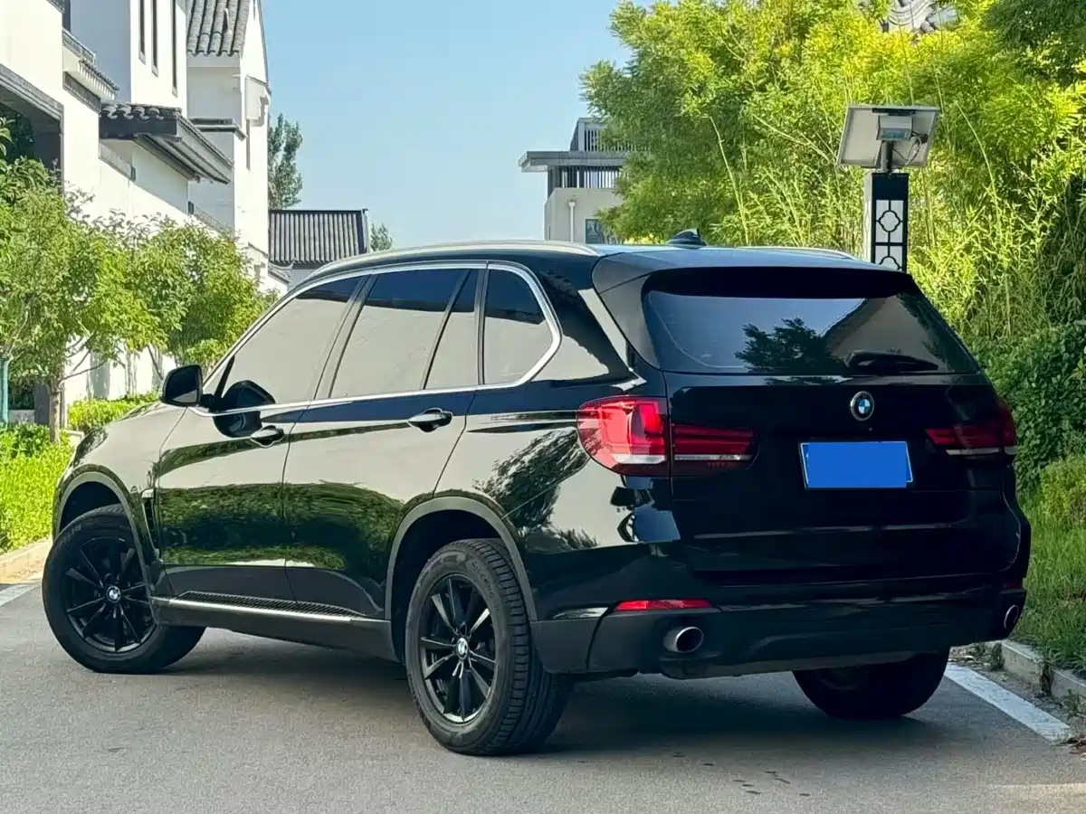 BMW X5 (Import) фото 7
