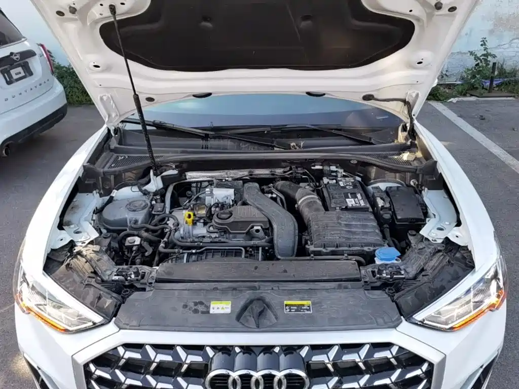 Photo 20 - Audi Q3