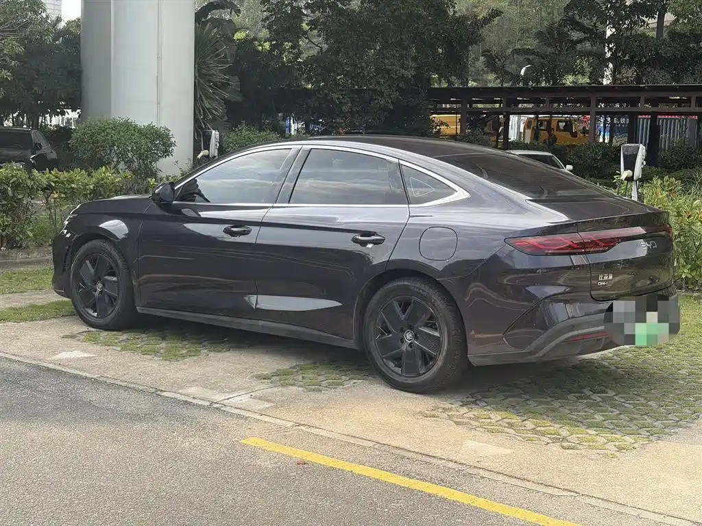BYD Qin L 2024 DM-i 80KM Superior фото 3