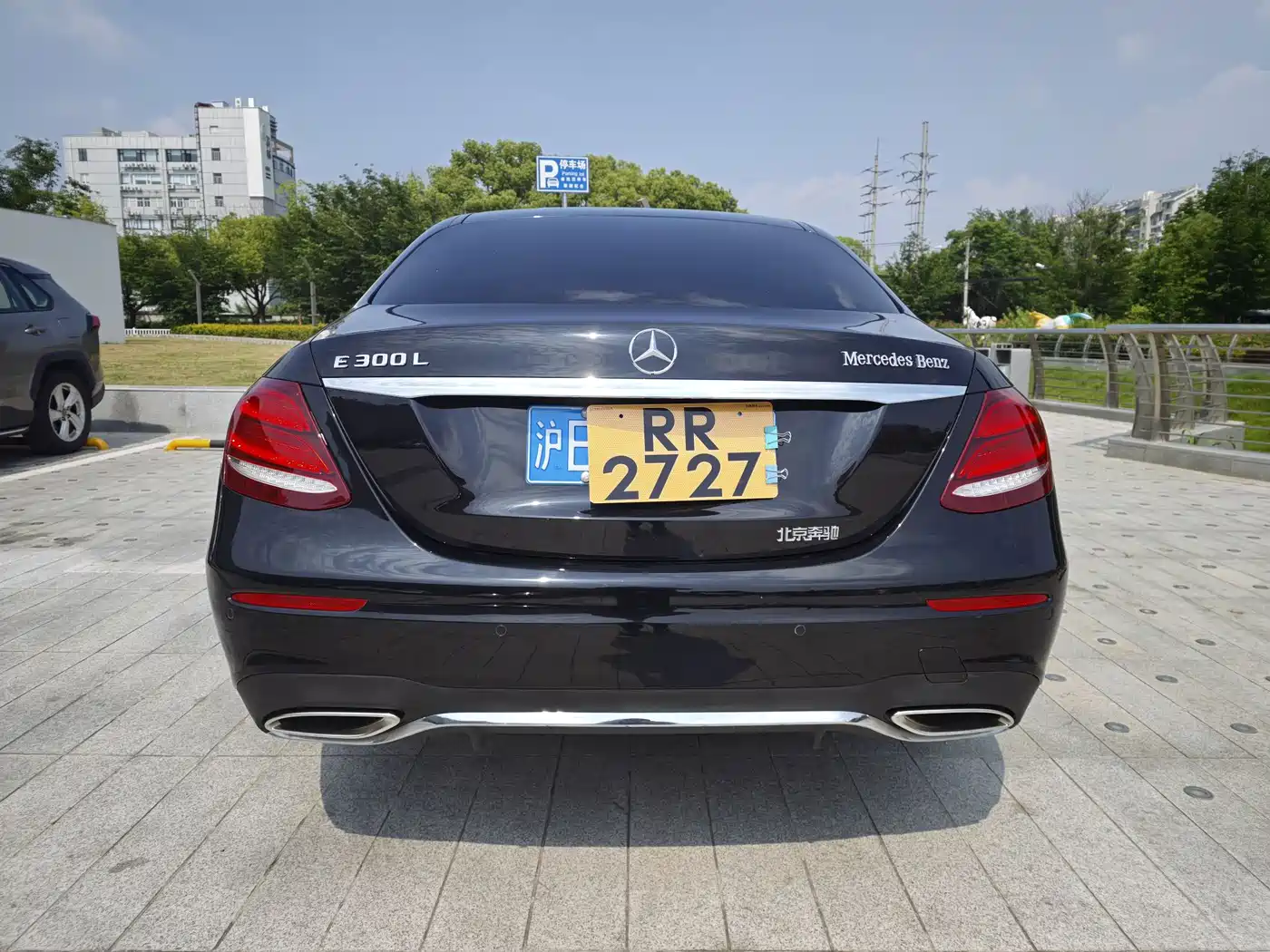 Mercedes-Benz E-Class 2017 E 300 L Sport Fashion фото 6
