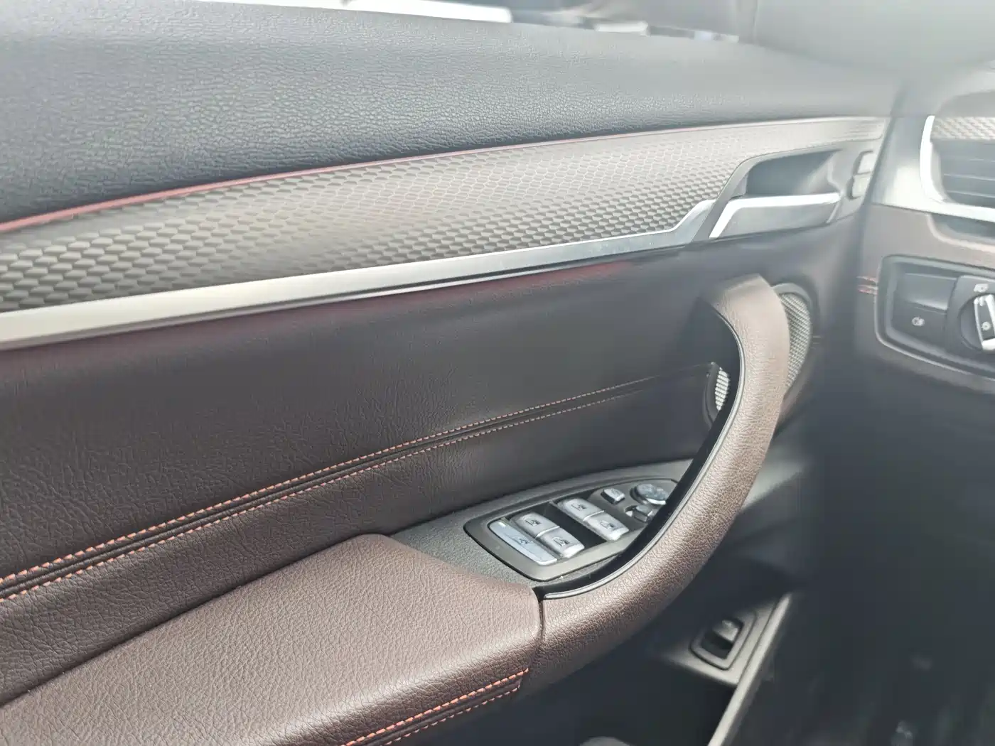 BMW X2 2021 Facelift sDrive25i Edge Edition фото 18