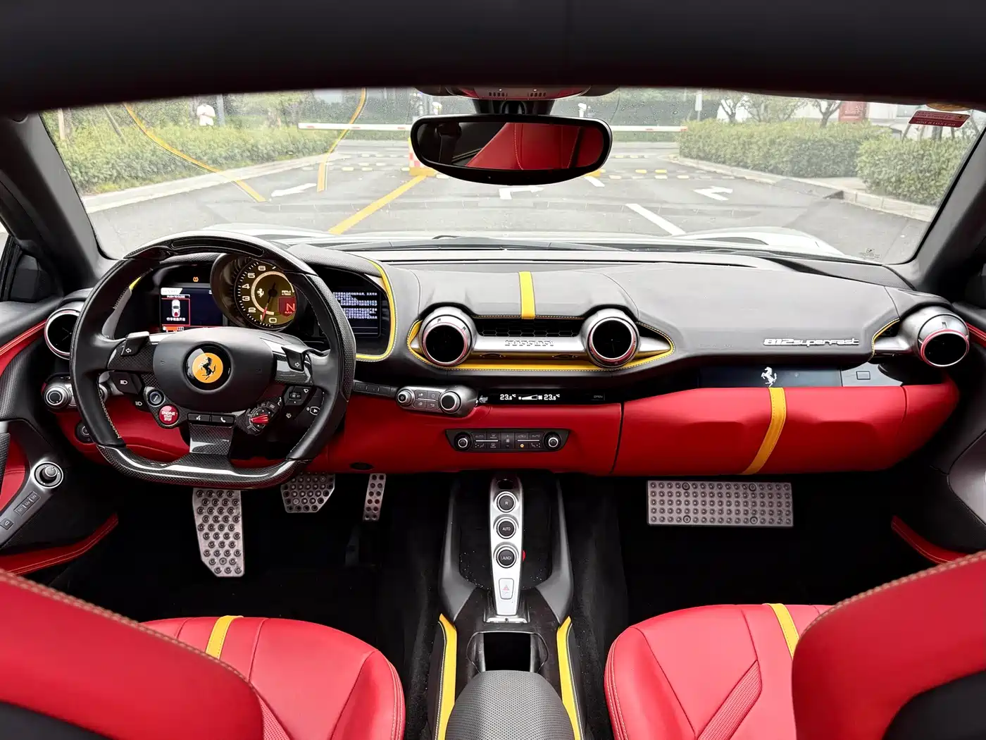 Ferrari 812 2019 2017 6.5L Superfast
