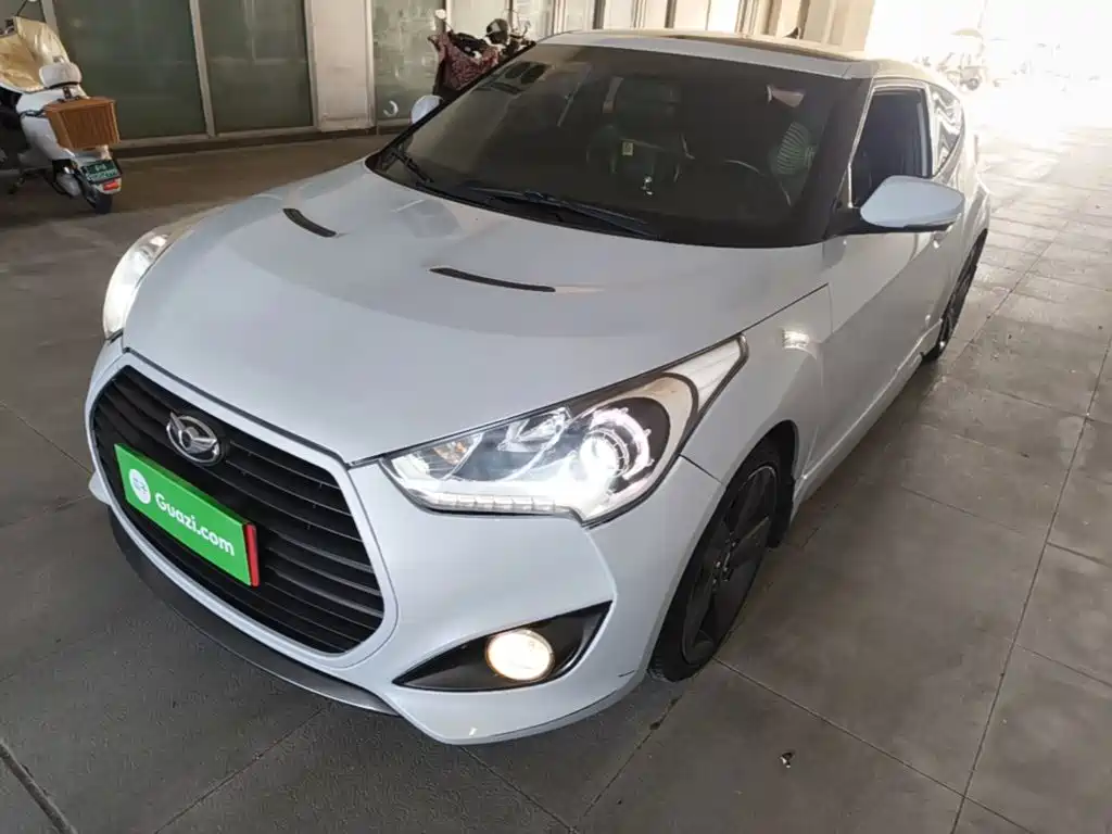 Hyundai Veloster 2015 2012 1.6T Automatic Luxury