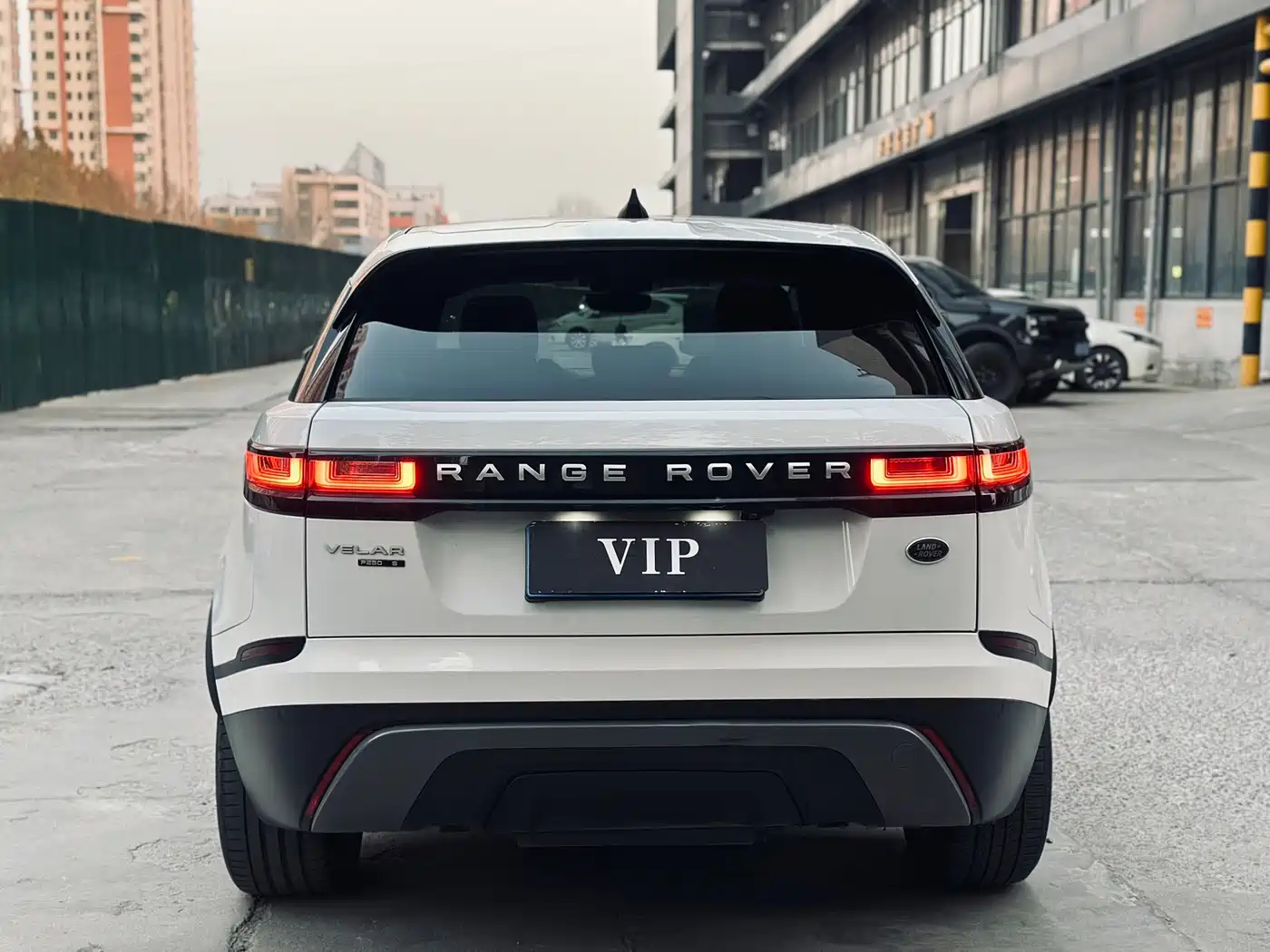 Land Rover Range Rover Velar 2017 P250 S фото 5