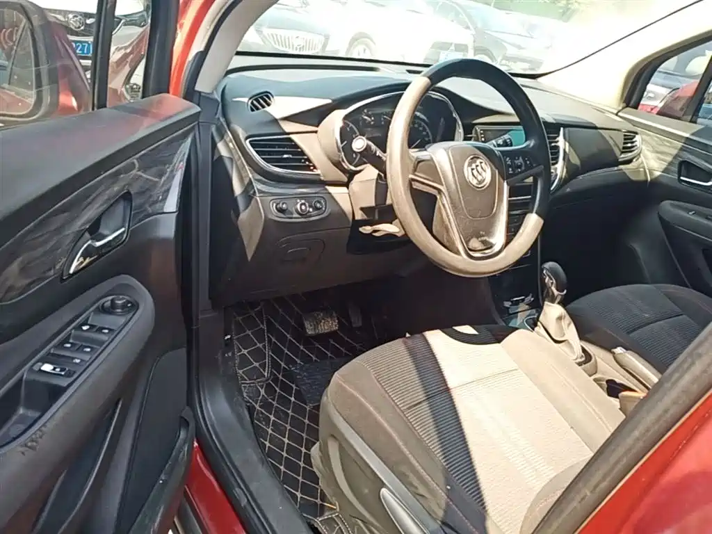 Buick Encore 2017 18T Automatic 2WD Urban Fashion фото 16