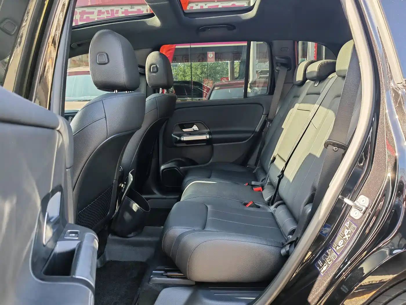 Mercedes-Benz GLB 2024 Facelift GLB 220 4MATIC фото 13