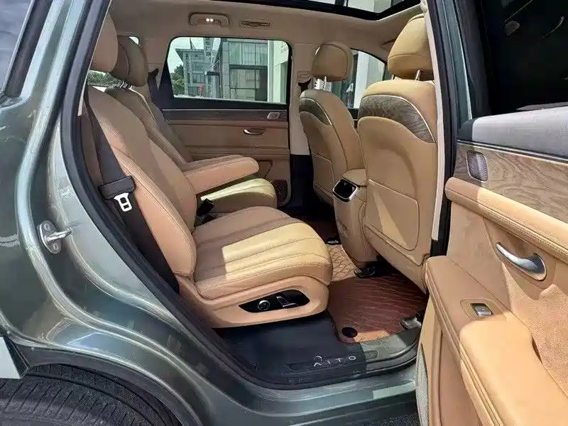 AITO Wenjie AITO M7 2022 1.5T RWD Comfort Edition фото 5