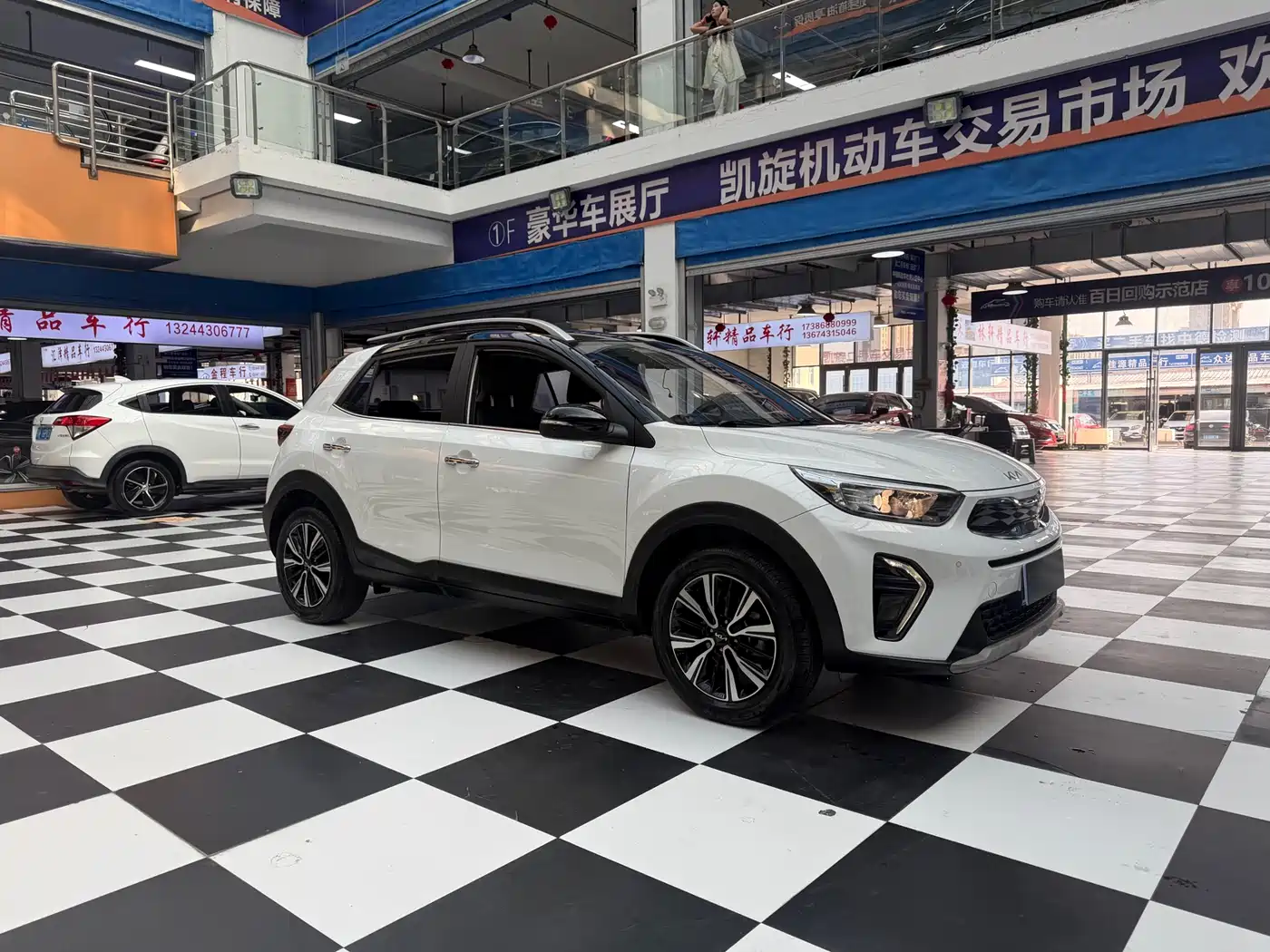 Kia KX1 2021 1.4L CVT Fun Sunroof Version фото 3