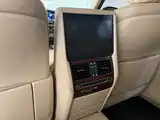 Фото 9 - Lexus LS