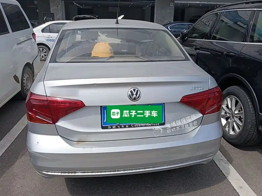 Volkswagen Jetta 2017 1.4L Manual Fashion фото 6