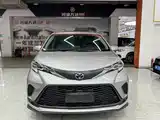 Фото 1 - Toyota Granvia