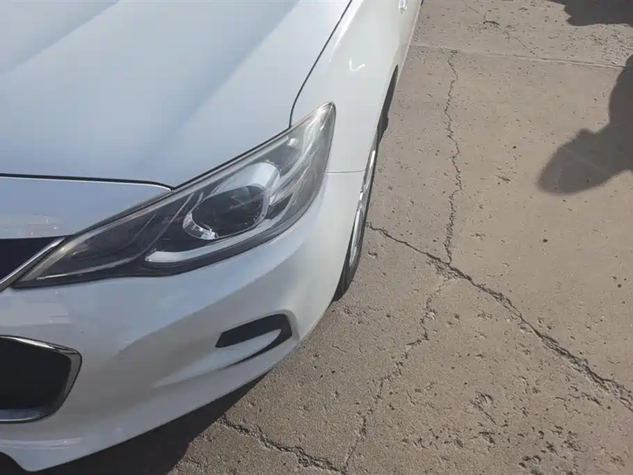 Chevrolet Cavalier 2016 1.5L Automatic Delight Edition фото 5
