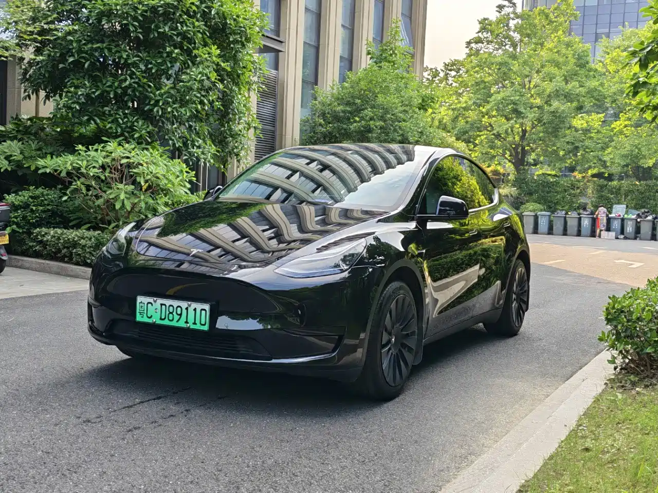 Tesla Model Y 2022 Facelift Rear-Wheel Drive Version