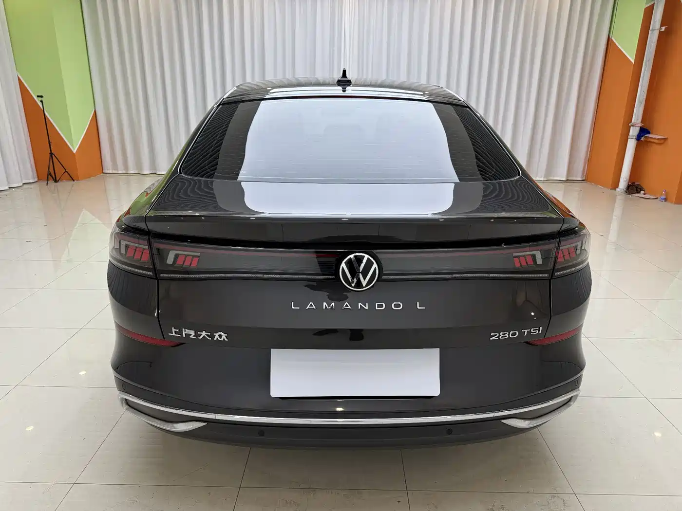 VOLKSWAGEN LINGDU