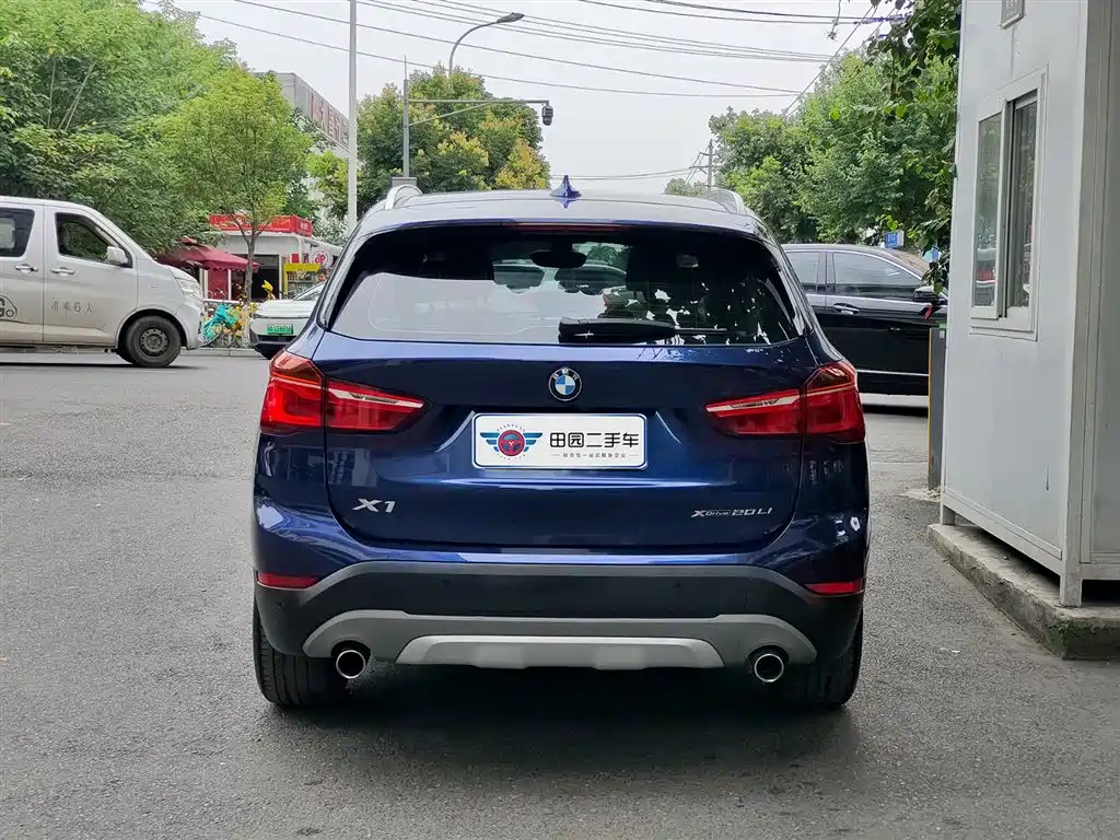 BMW X1 2019 xDrive20Li Premium Model фото 5