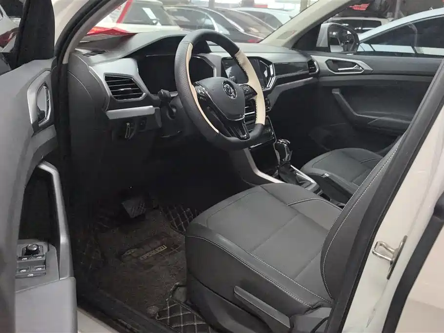 Volkswagen T-Cross 2019 280TSI DSG Luxury Edition фото 9