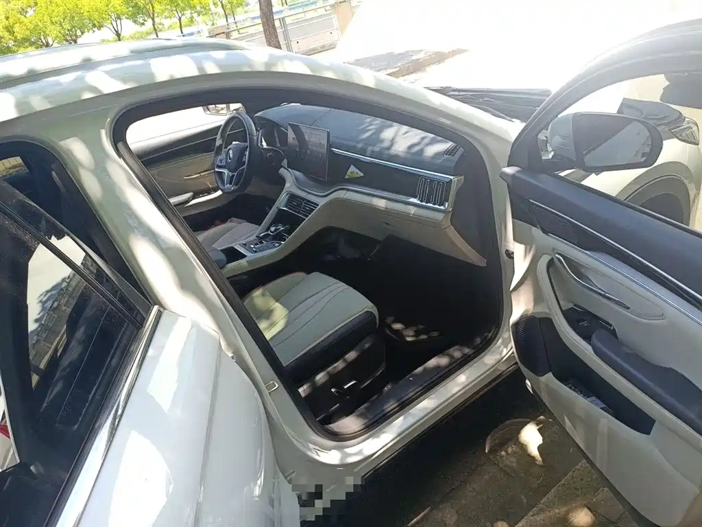 BYD Song PLUS PHEV 2021 DM-i 51KM Honor фото 20
